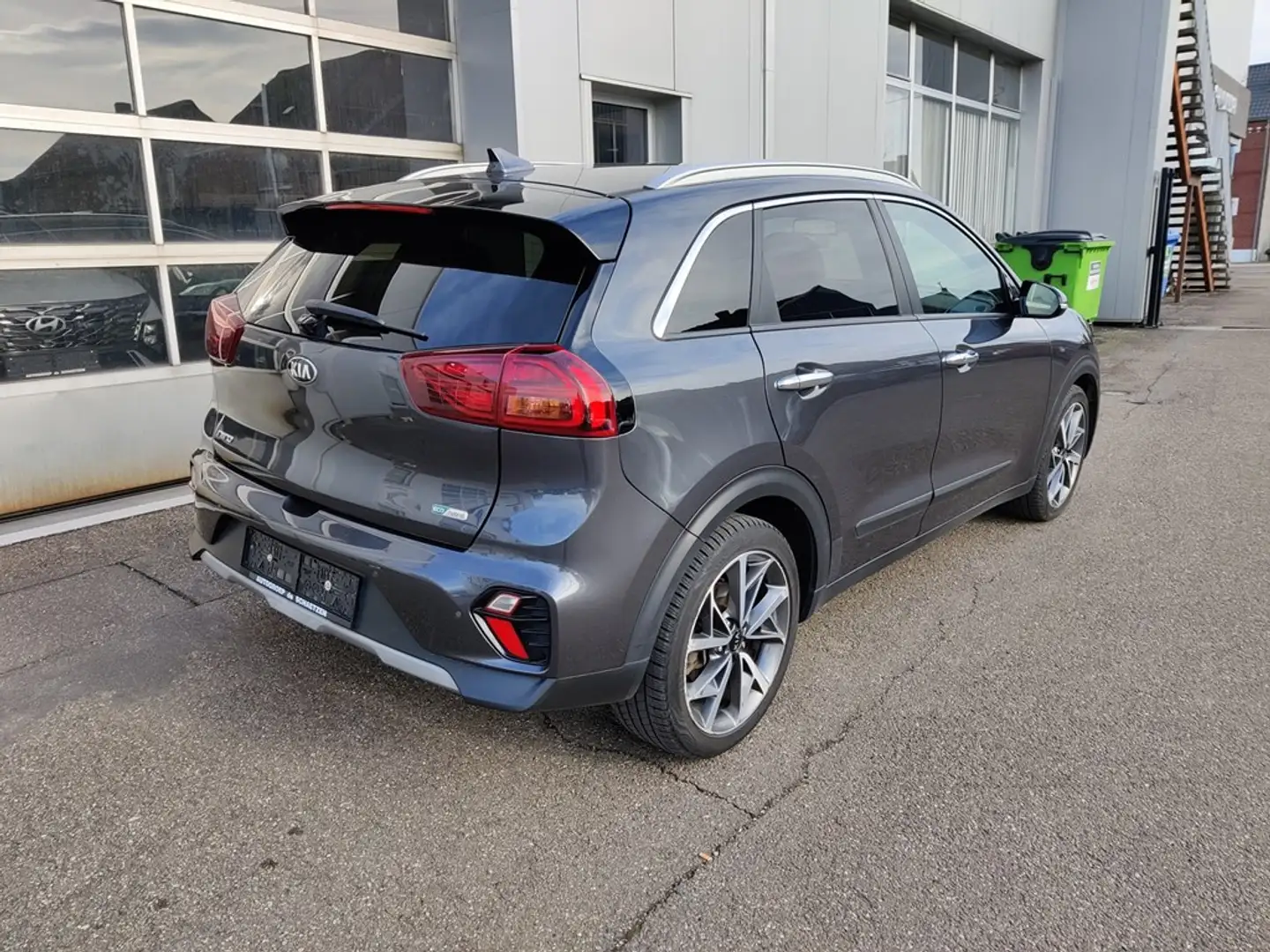 Kia Niro 141pk Hybrid : Leder, Navigatie, Zetelverw., Carpl Grijs - 2