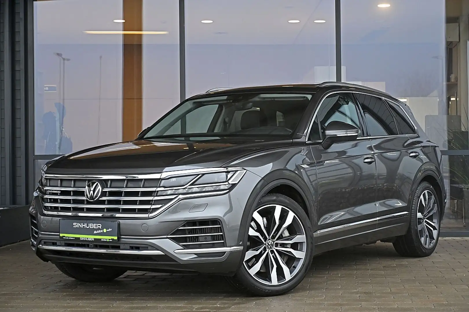 Volkswagen Touareg 4Motion V6 TSI eHybrid PHEV Elegance Aut. ACC, ... Grau - 1