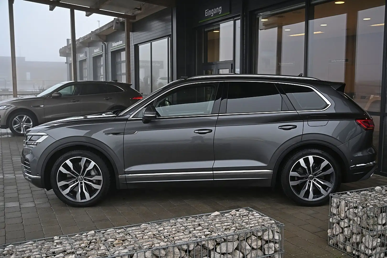 Volkswagen Touareg 4Motion V6 TSI eHybrid PHEV Elegance Aut. ACC, ... Grau - 2