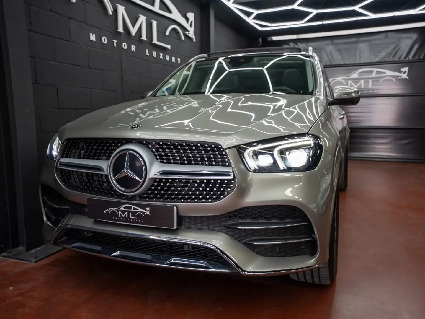Mercedes-Benz GLE 350 350de 4Matic Aut. Beige - 1