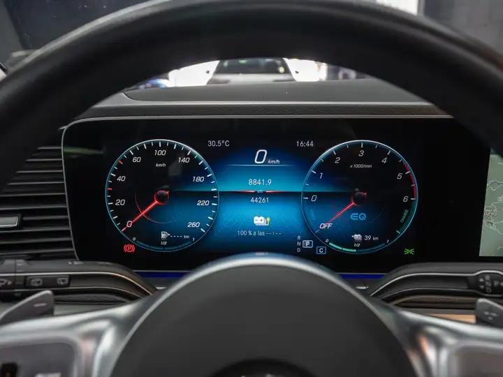 Mercedes-Benz GLE 2021, foto 16