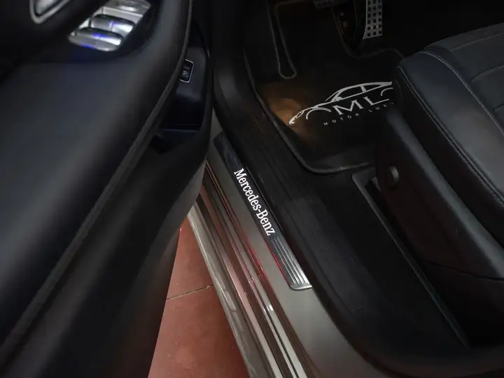 Mercedes-Benz GLE 2021, foto 32