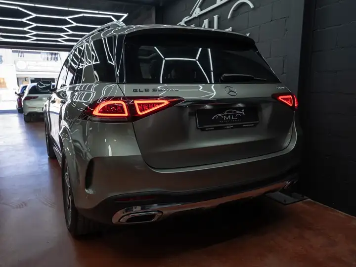 Mercedes-Benz GLE 2021, foto 12