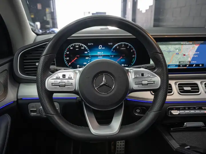 Mercedes-Benz GLE 2021, foto 15