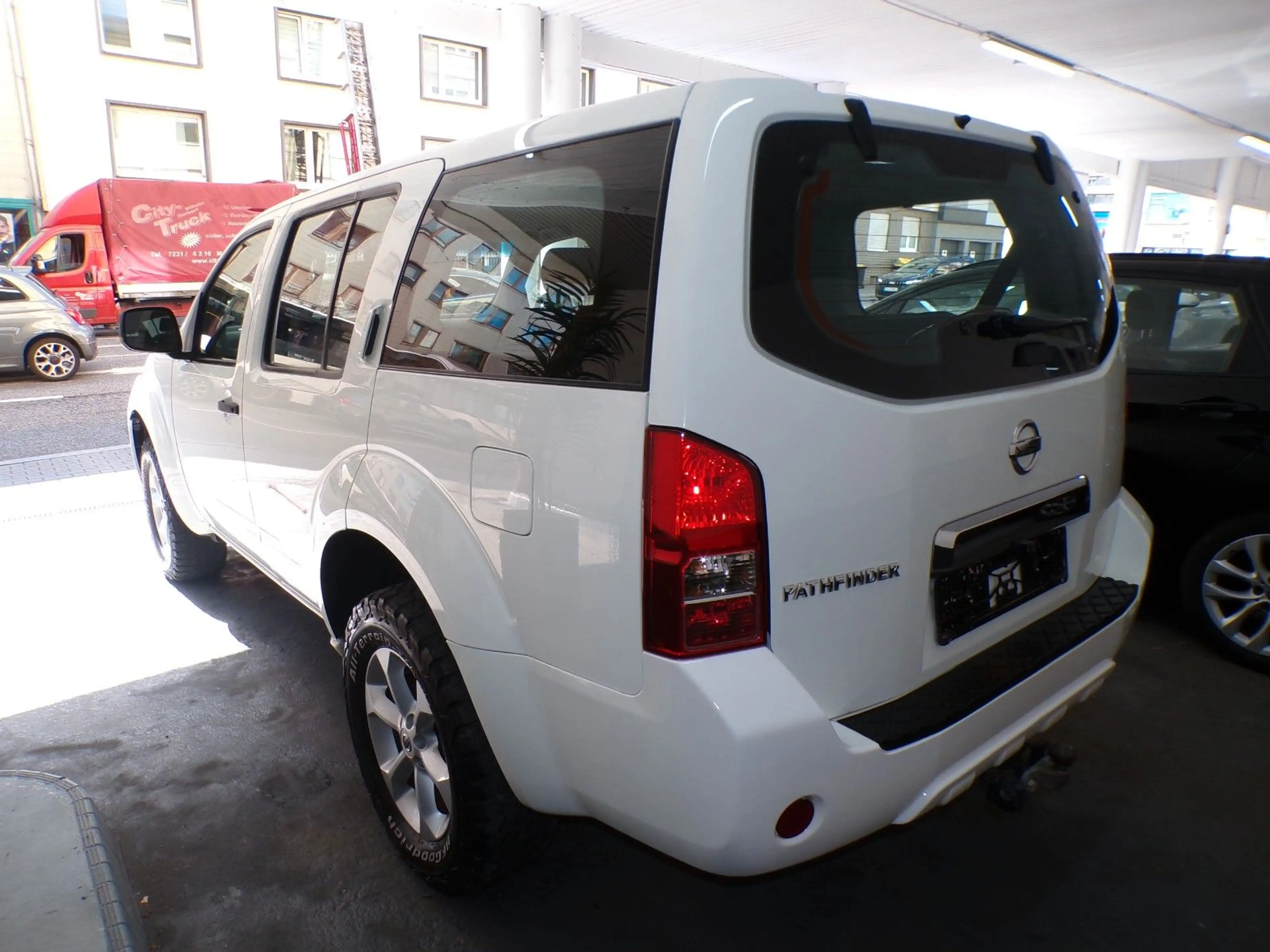 Nissan Pathfinder 2.5 dCi/7Sitzer/Klima/4X4 Allrad — photo 5