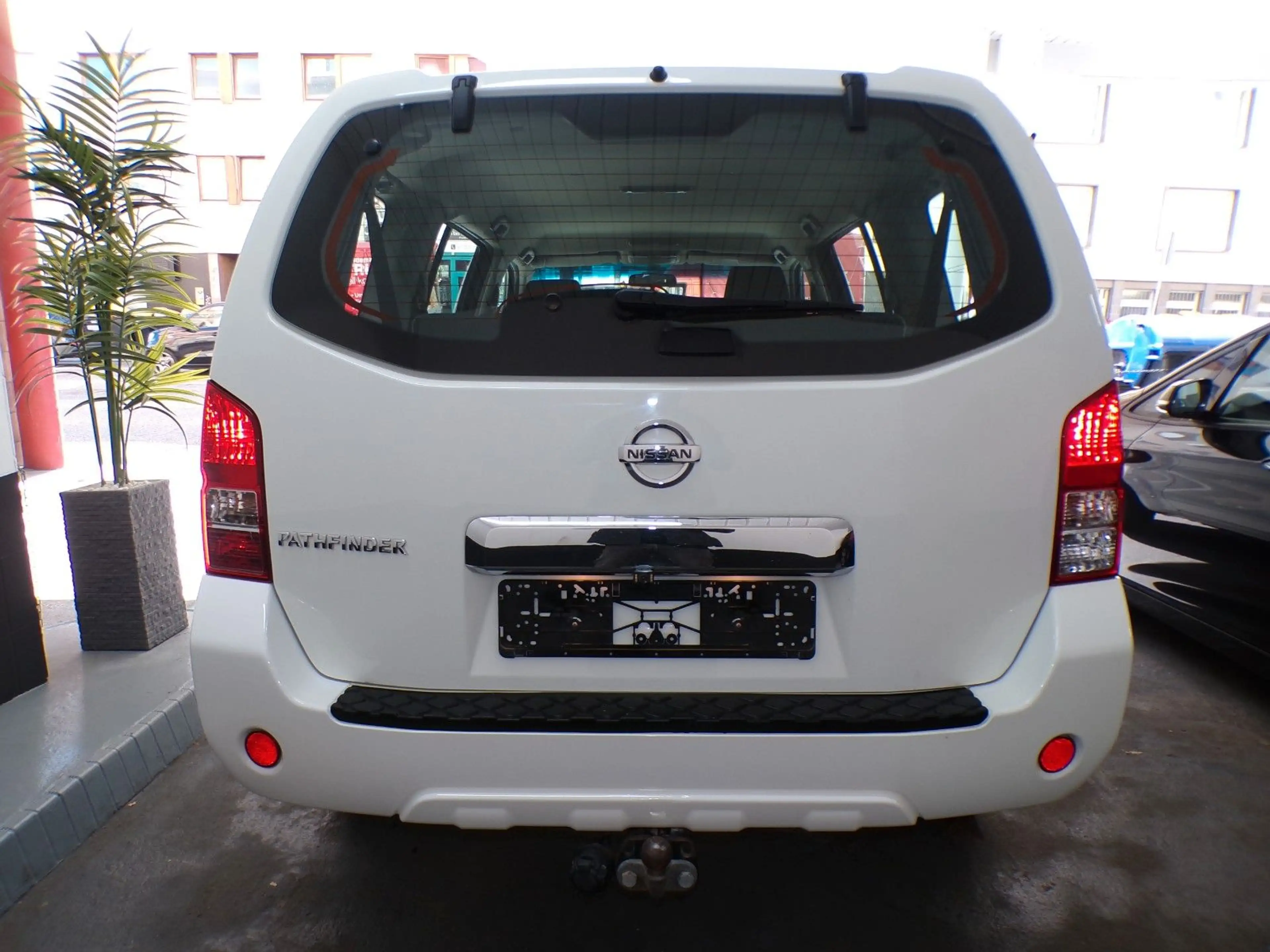 Nissan Pathfinder 2.5 dCi/7Sitzer/Klima/4X4 Allrad — photo 6