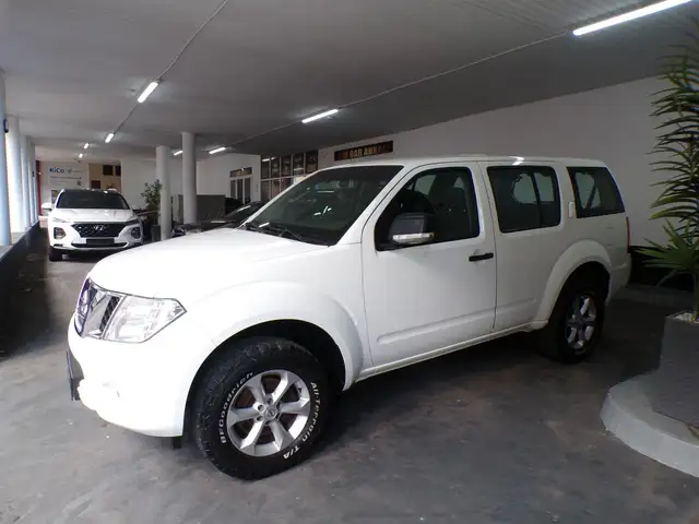 Nissan Pathfinder 2.5 dCi/7Sitzer/Klima/4X4 Allrad