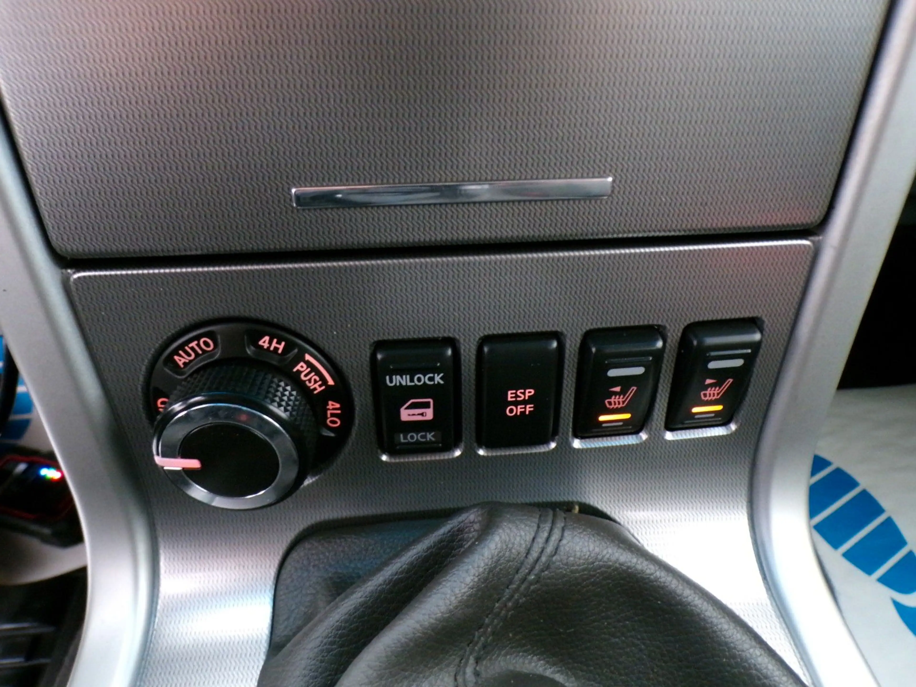 Nissan Pathfinder 2.5 dCi/7Sitzer/Klima/4X4 Allrad — photo 12
