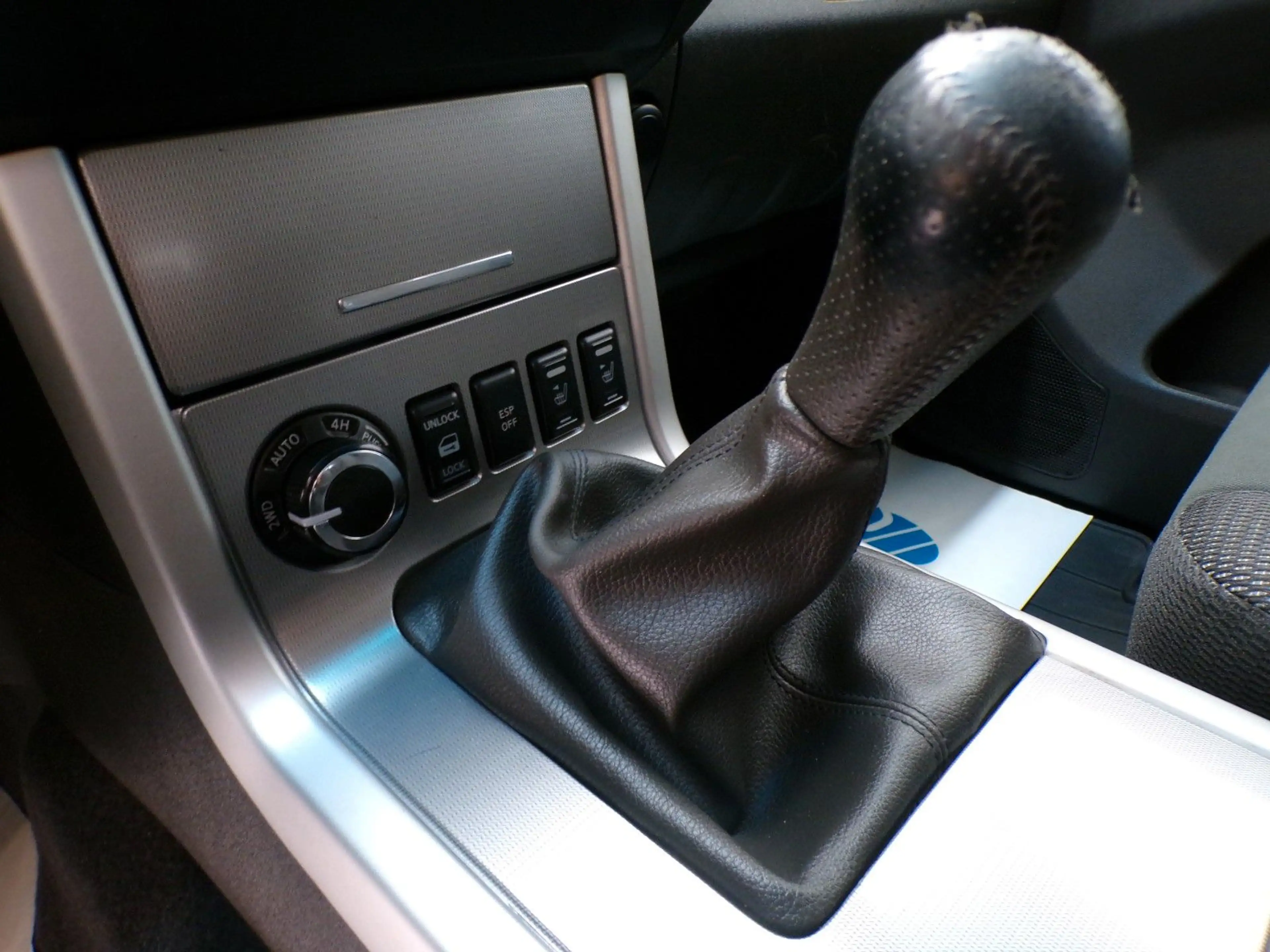 Nissan Pathfinder 2.5 dCi/7Sitzer/Klima/4X4 Allrad — photo 16