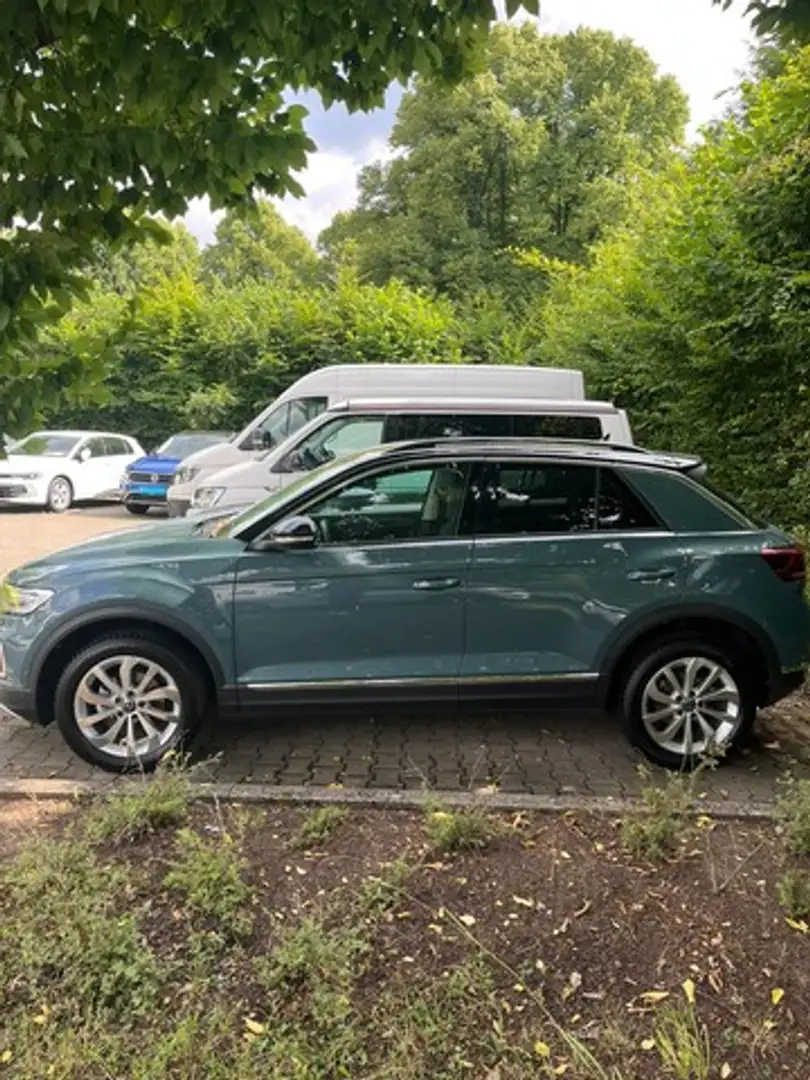 Volkswagen T-Roc 1.0TSi Style R-Kamera ACC LED-Plus NaviMedia 17... Blauw - 2