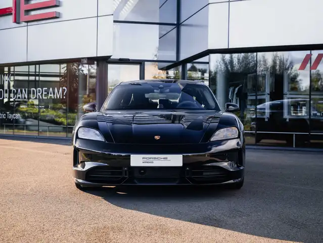 Porsche Taycan view 2