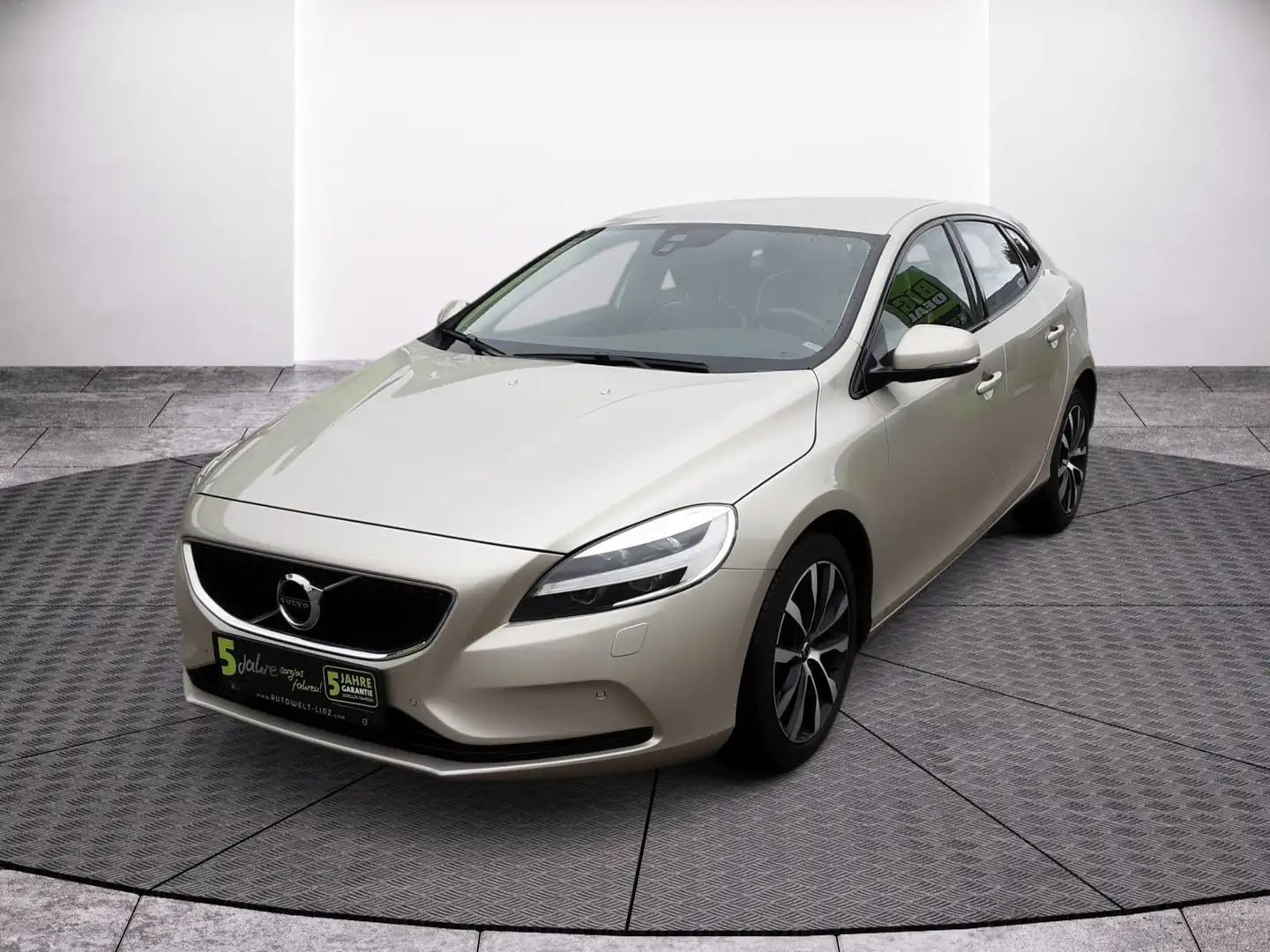 Volvo V40 D2 Geartronic Edition Silber - 2