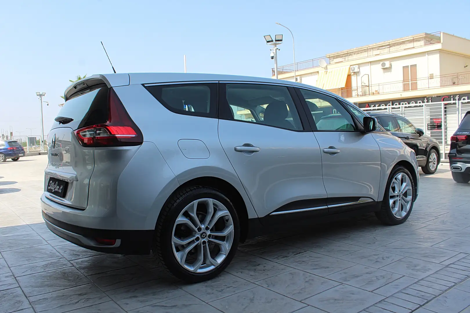 Renault Grand Scenic 1.7 blue dci Business 120cv S&S Grigio - 2