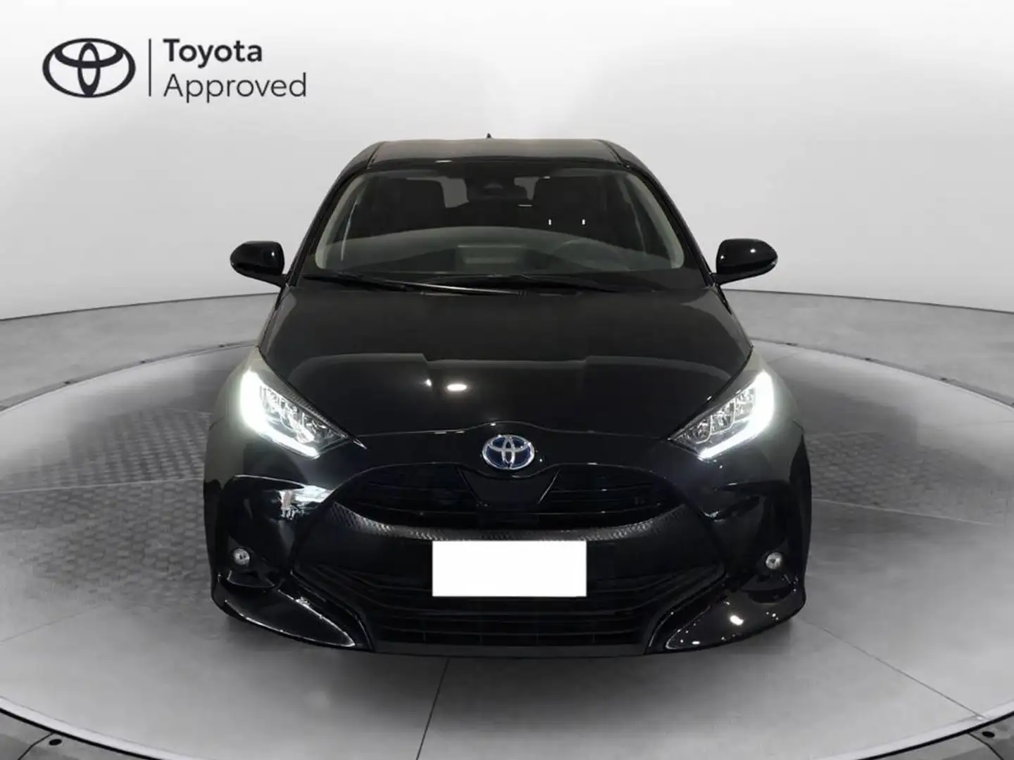 Toyota Yaris 1.5 hybrid Trend Noir - 2