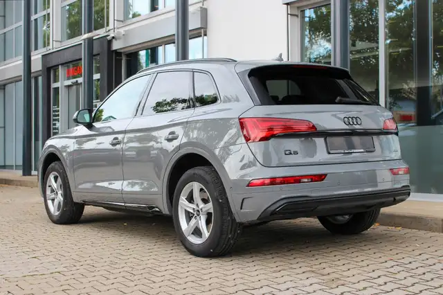 Audi Q5 view 7