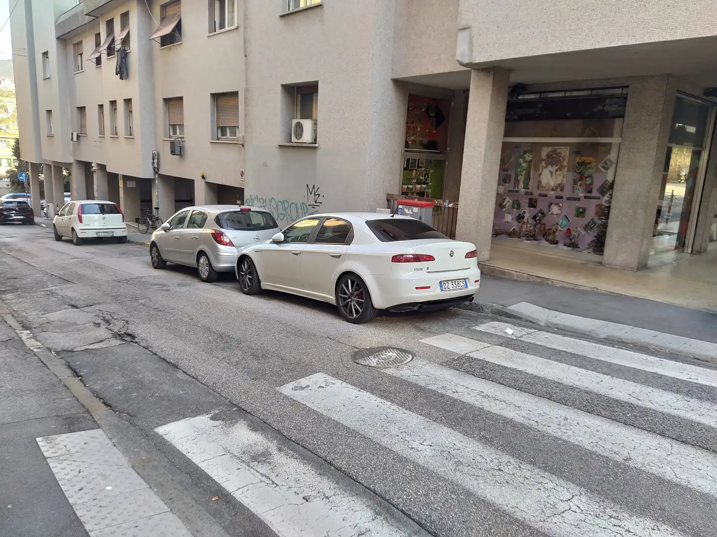 Alfa Romeo 159 159 Berlina 1750 tbi Distinctive TI pack 200cv Wit - 1