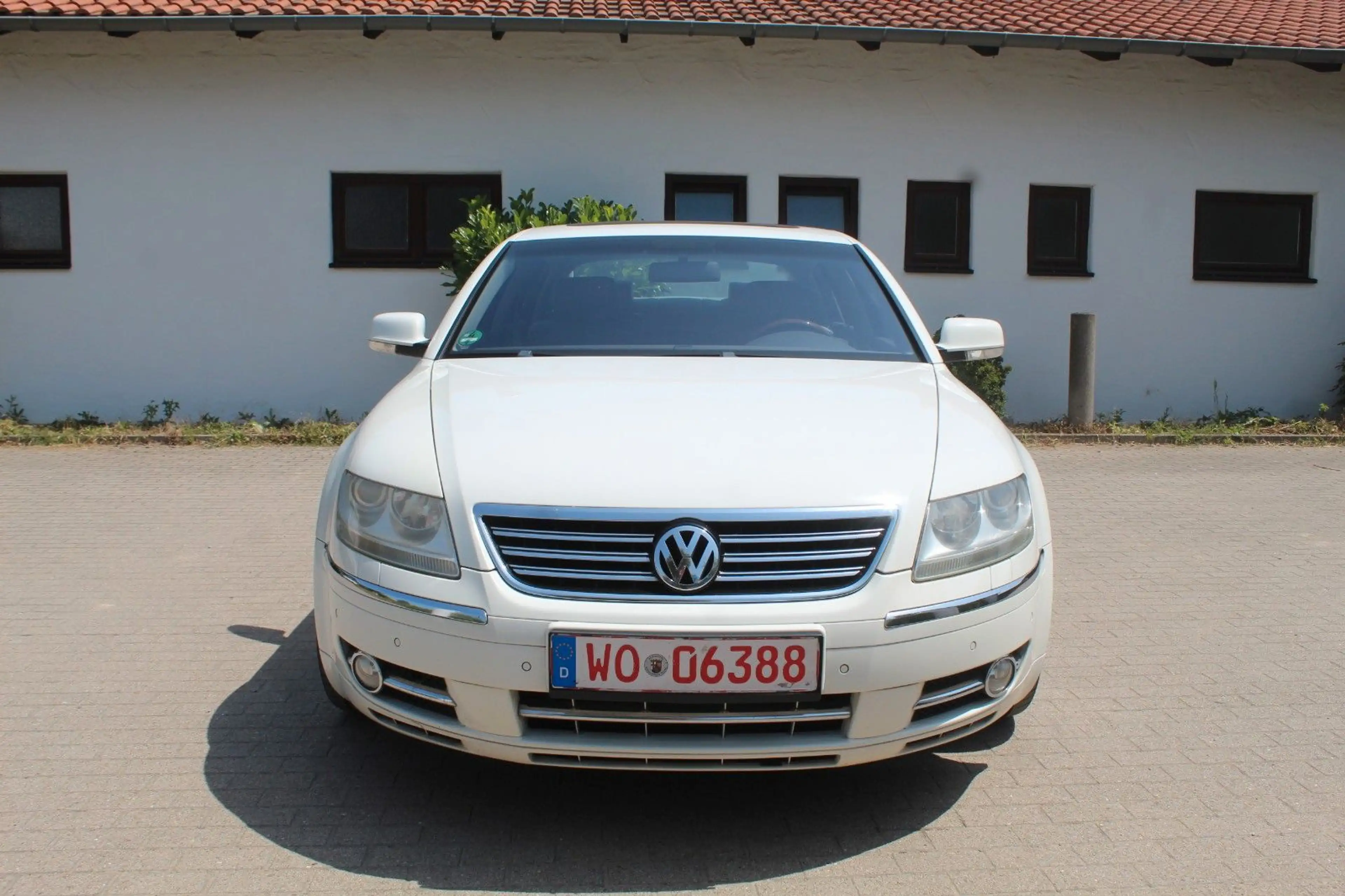 Volkswagen Phaeton 3.0 V6 TDI 4MOTION Edition 6 — photo 3