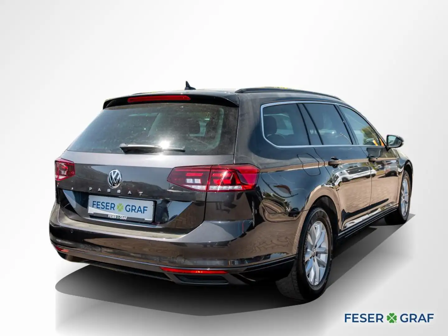 Volkswagen Passat Variant 1.5 TSI DSG BUSINESS LED/ACC/AHK/NAVI Grijs - 2