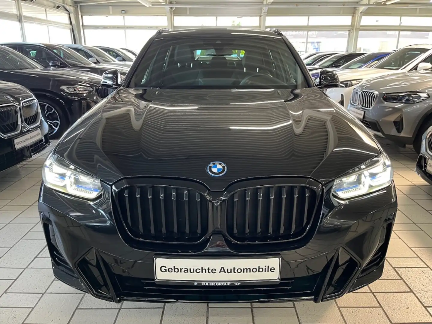 BMW X3 xDrive 30e A Sportpaket HUD Navi Laser DA SHZ DAB Schwarz - 2