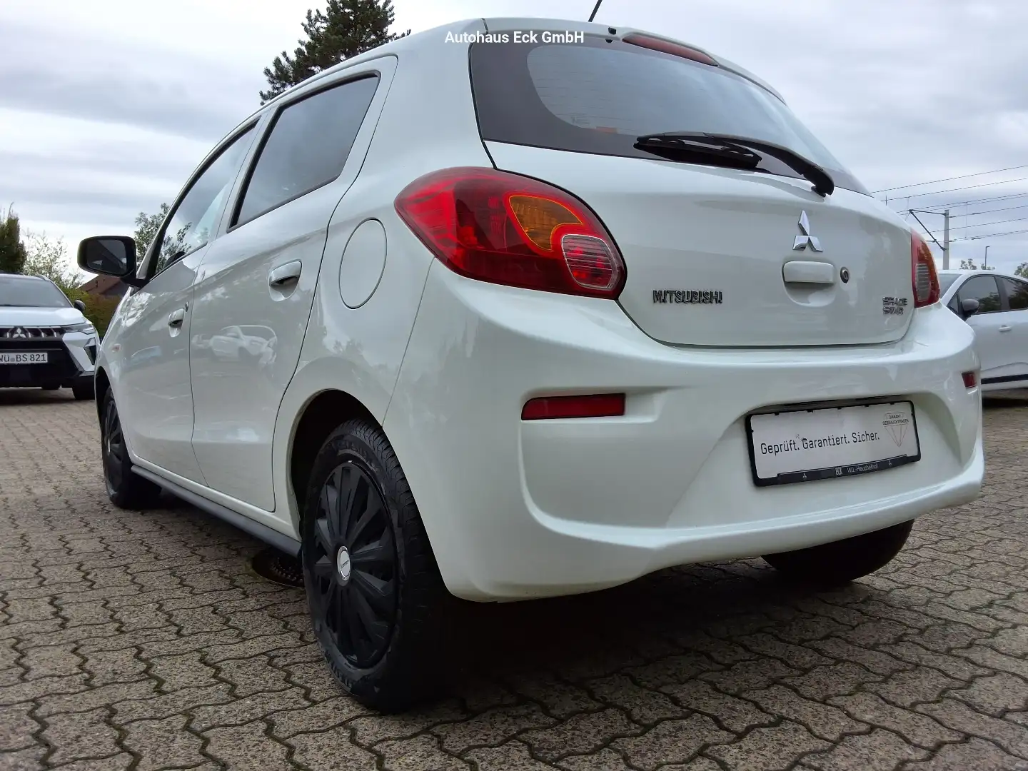 Mitsubishi Space Star 1.0 *Berganfahrhilfe,DAB-Radio*,eFH Weiß - 2