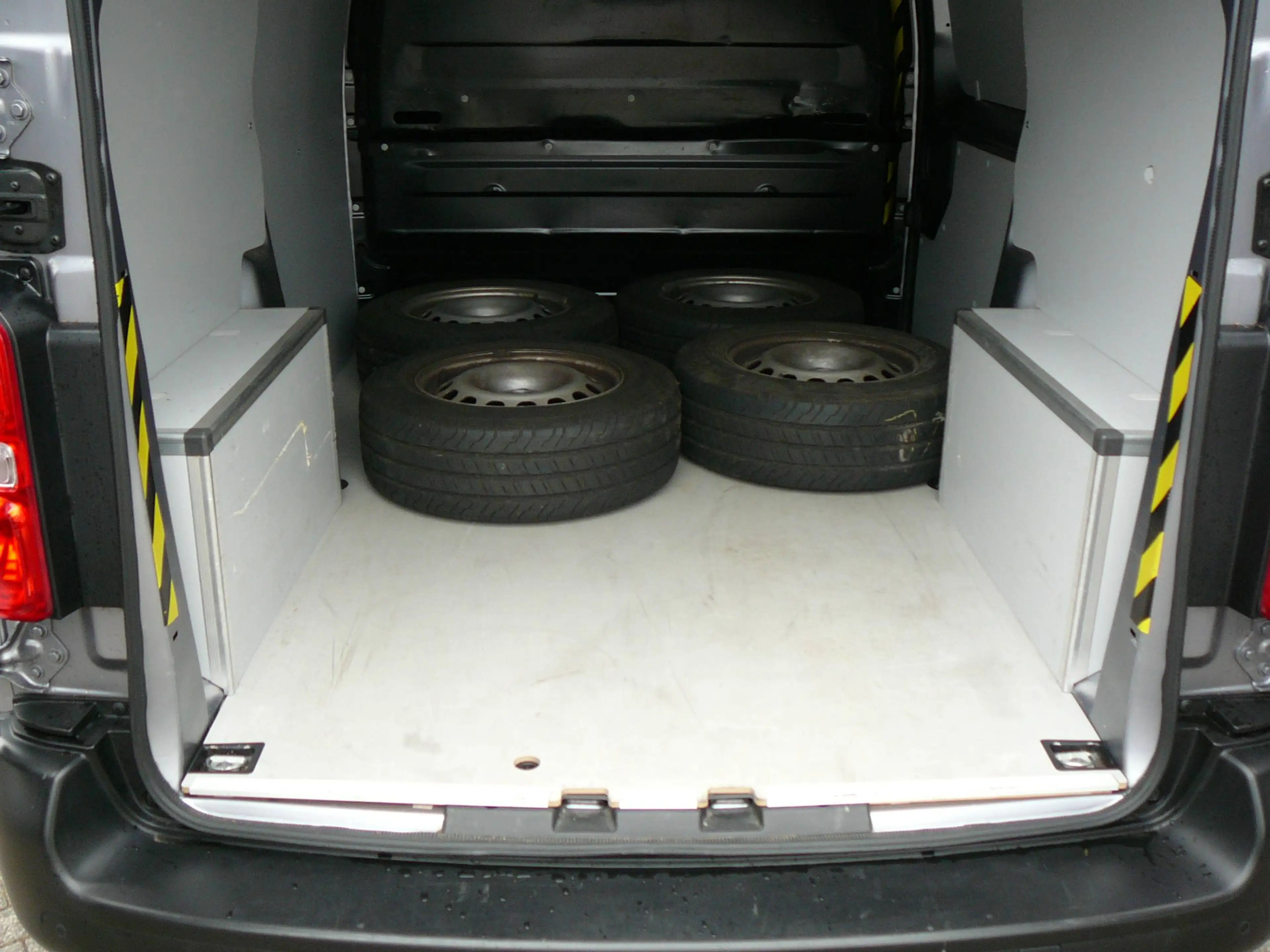 Peugeot Expert Premium L2,Guter Zustand,Scheckheft,Klimaanlage,Tempomat,PDC,AHK,usw.! — photo 12