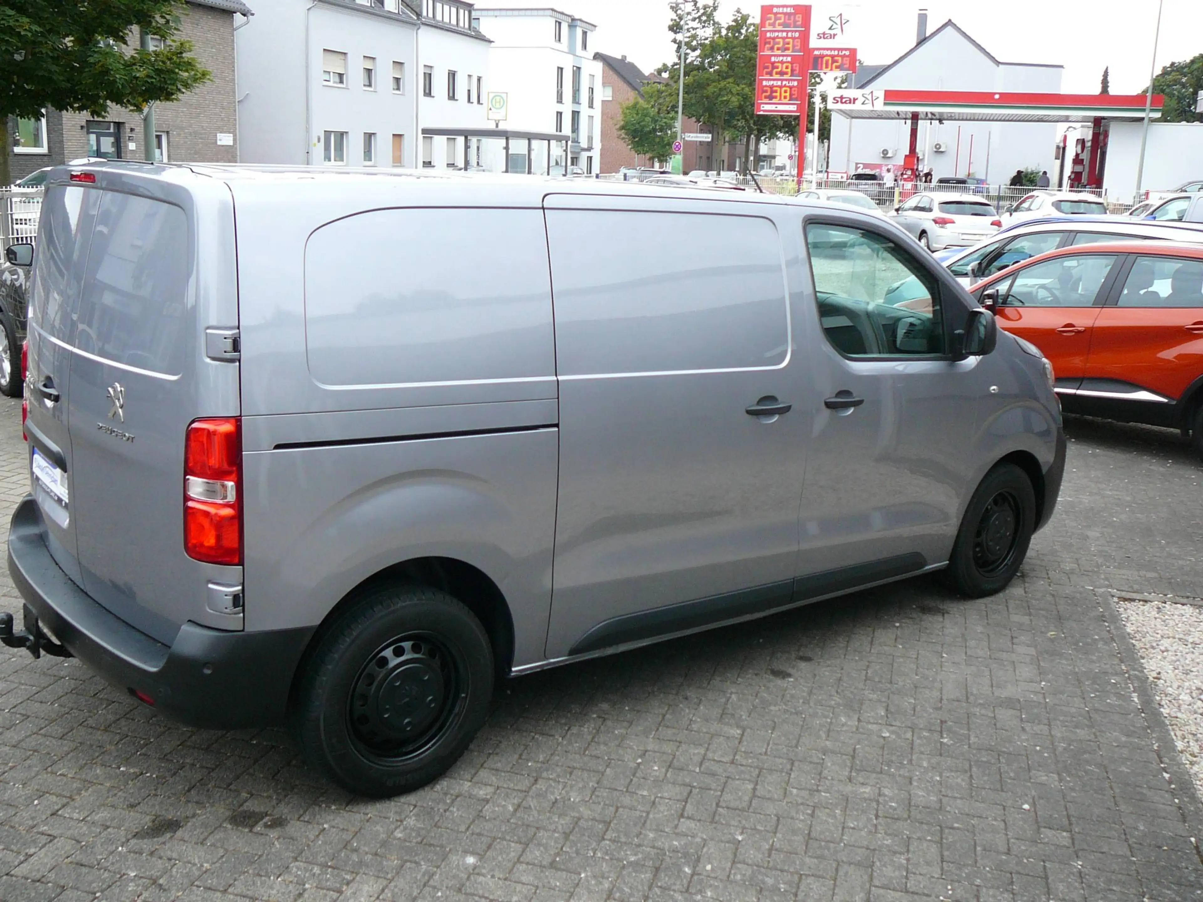Peugeot Expert Premium L2,Guter Zustand,Scheckheft,Klimaanlage,Tempomat,PDC,AHK,usw.! — photo 5