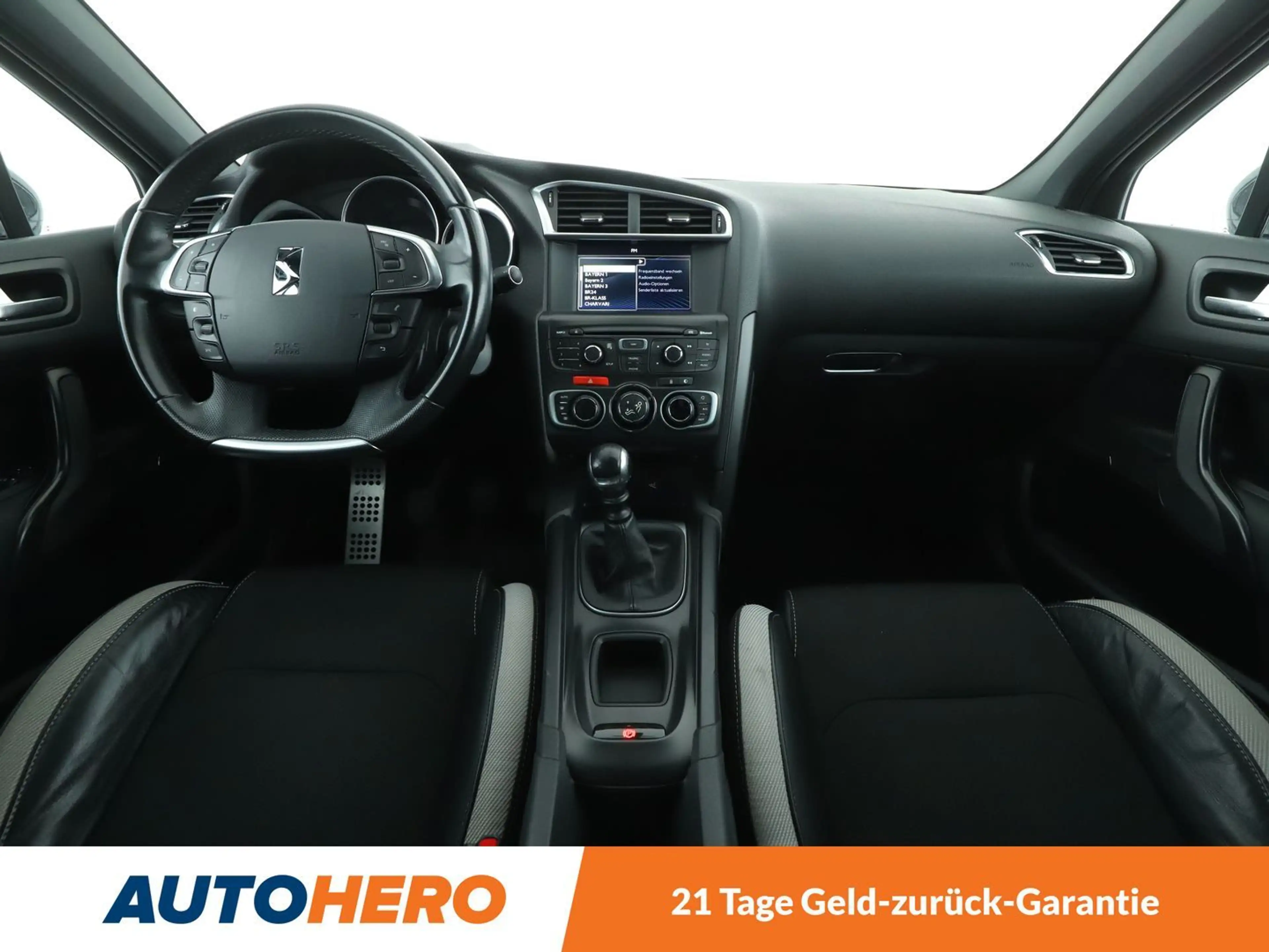 Citroen DS4 1.6 e-HDi SoChic Aut.*TEMPO*PDC* — photo 12