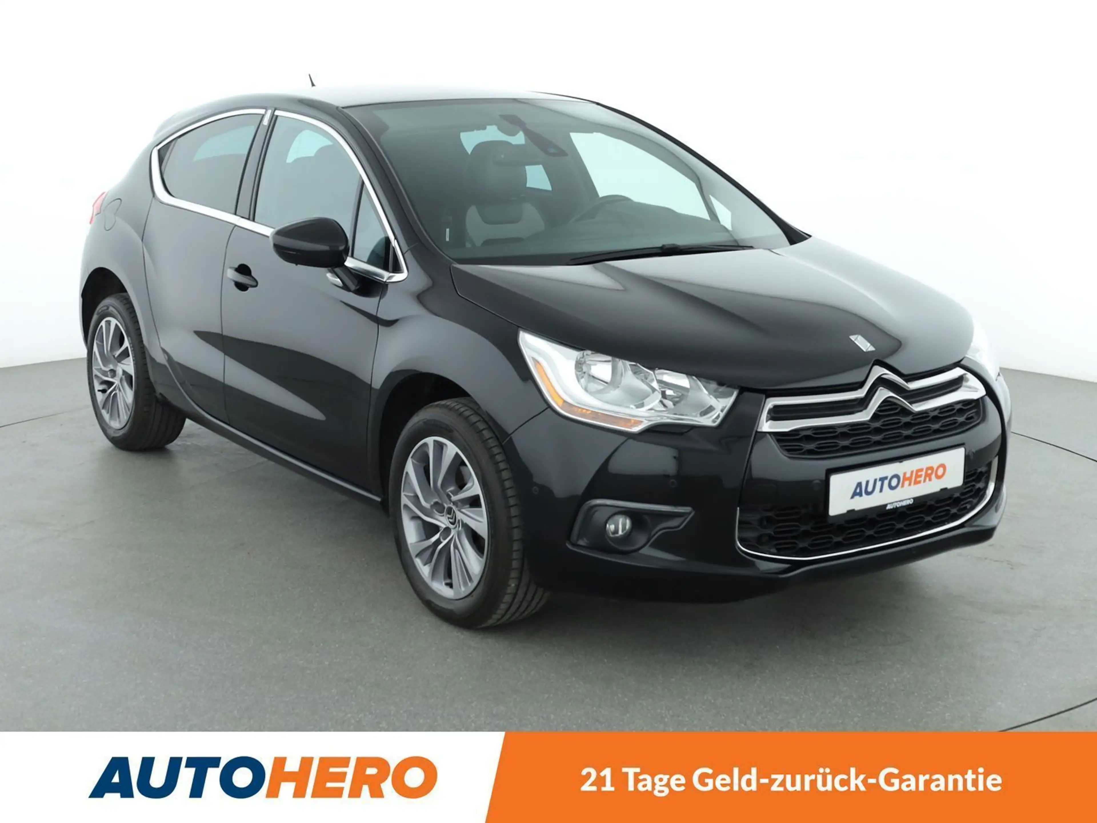 Citroen DS4 1.6 e-HDi SoChic Aut.*TEMPO*PDC* — photo 8