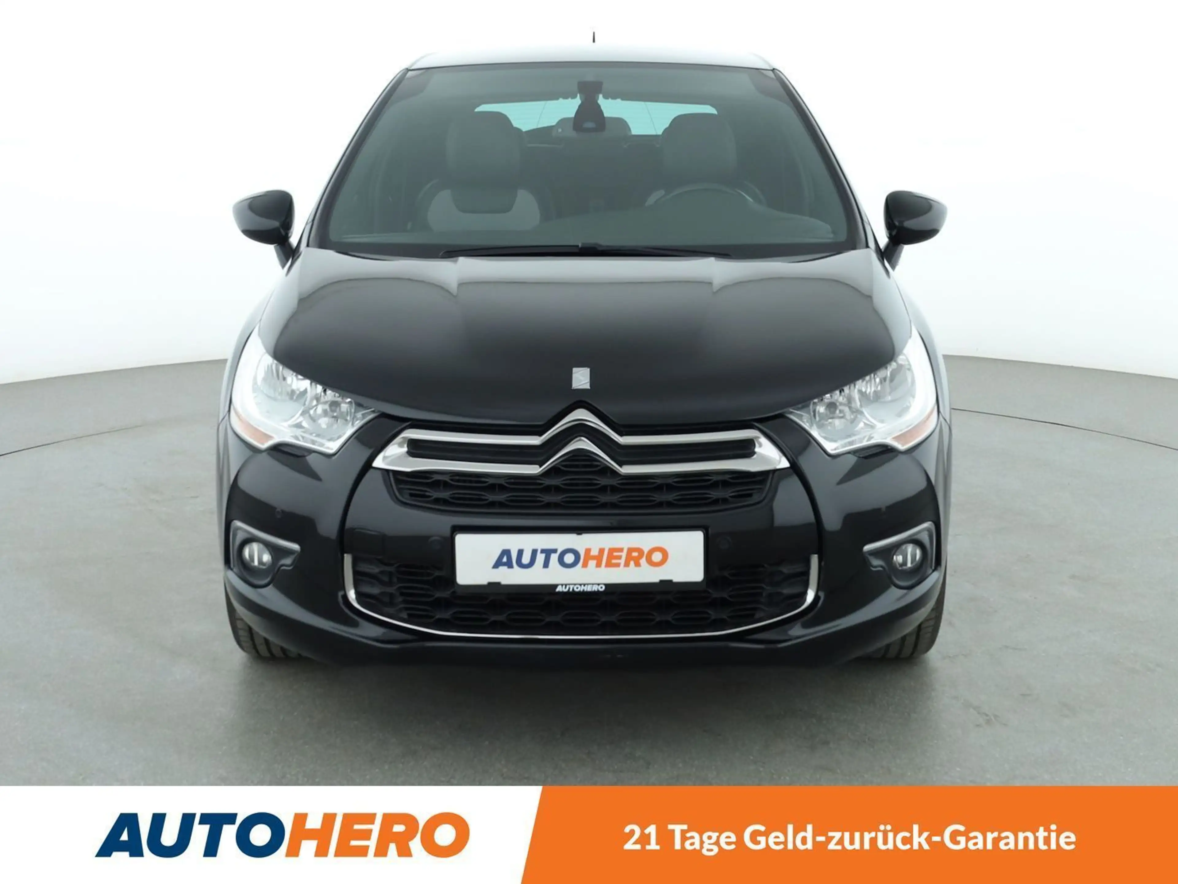 Citroen DS4 1.6 e-HDi SoChic Aut.*TEMPO*PDC* — photo 9