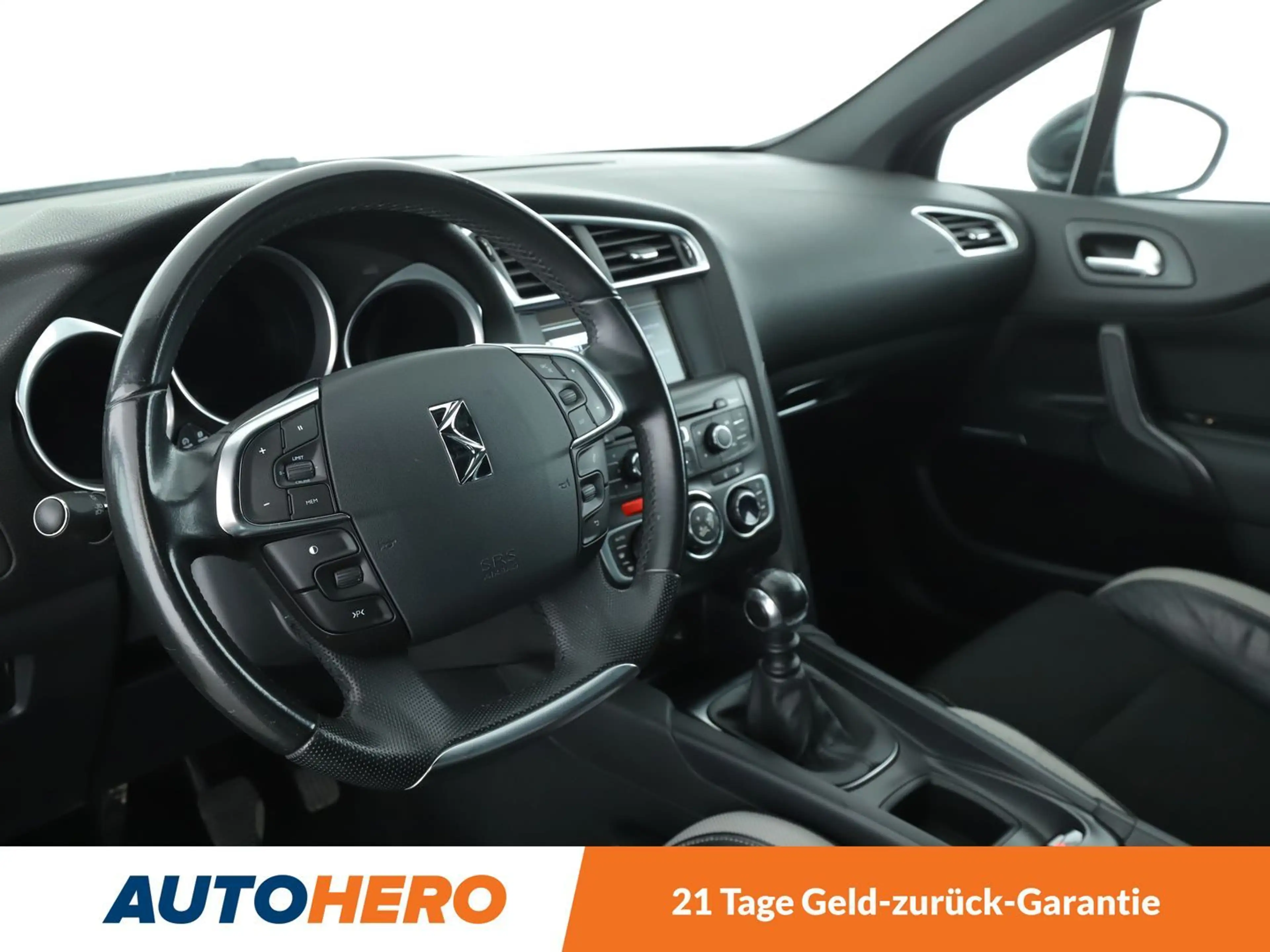 Citroen DS4 1.6 e-HDi SoChic Aut.*TEMPO*PDC* — photo 11