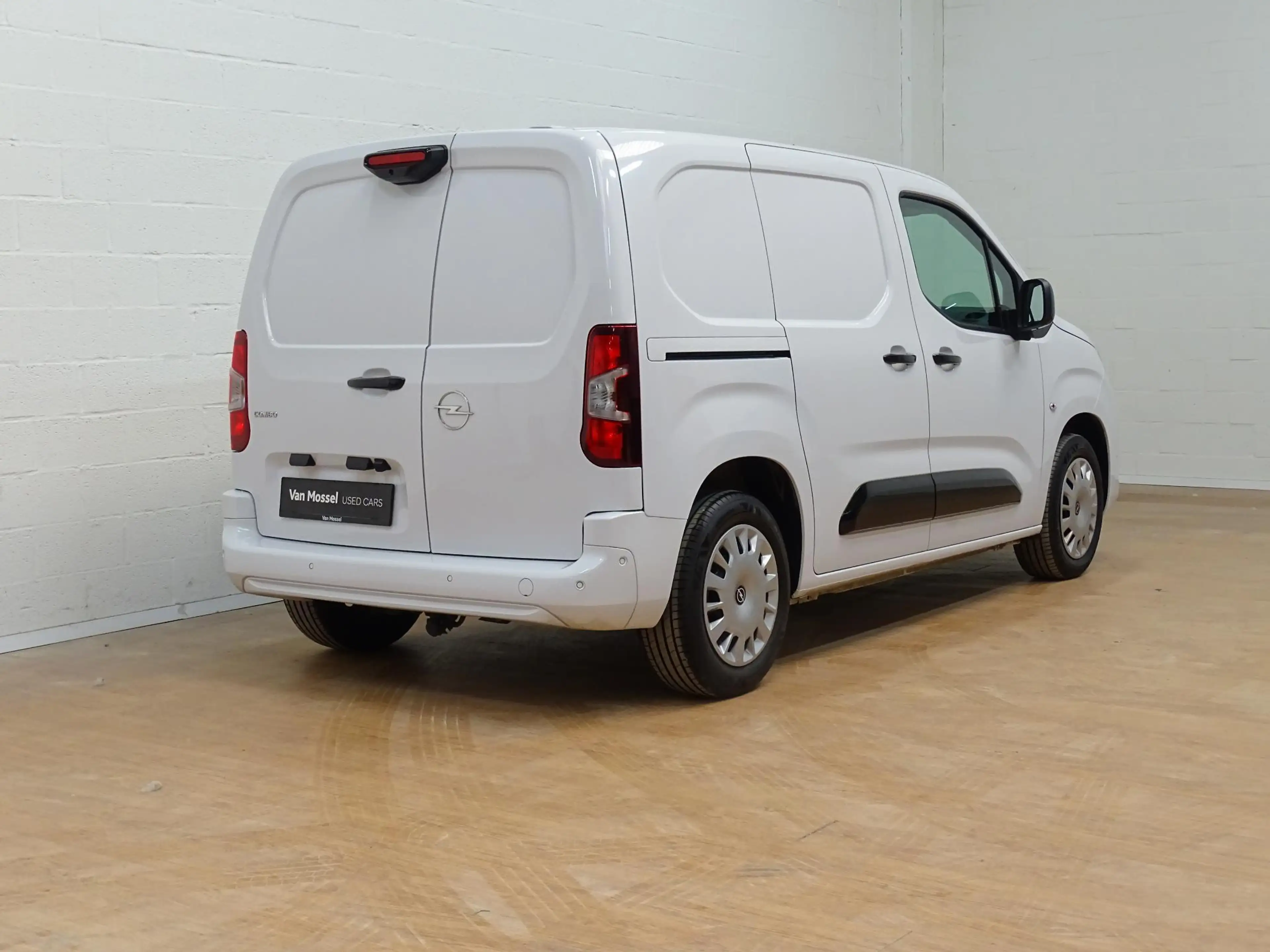 Opel Combo 1.5 Turbo 75kW Light L1H1 — photo 6