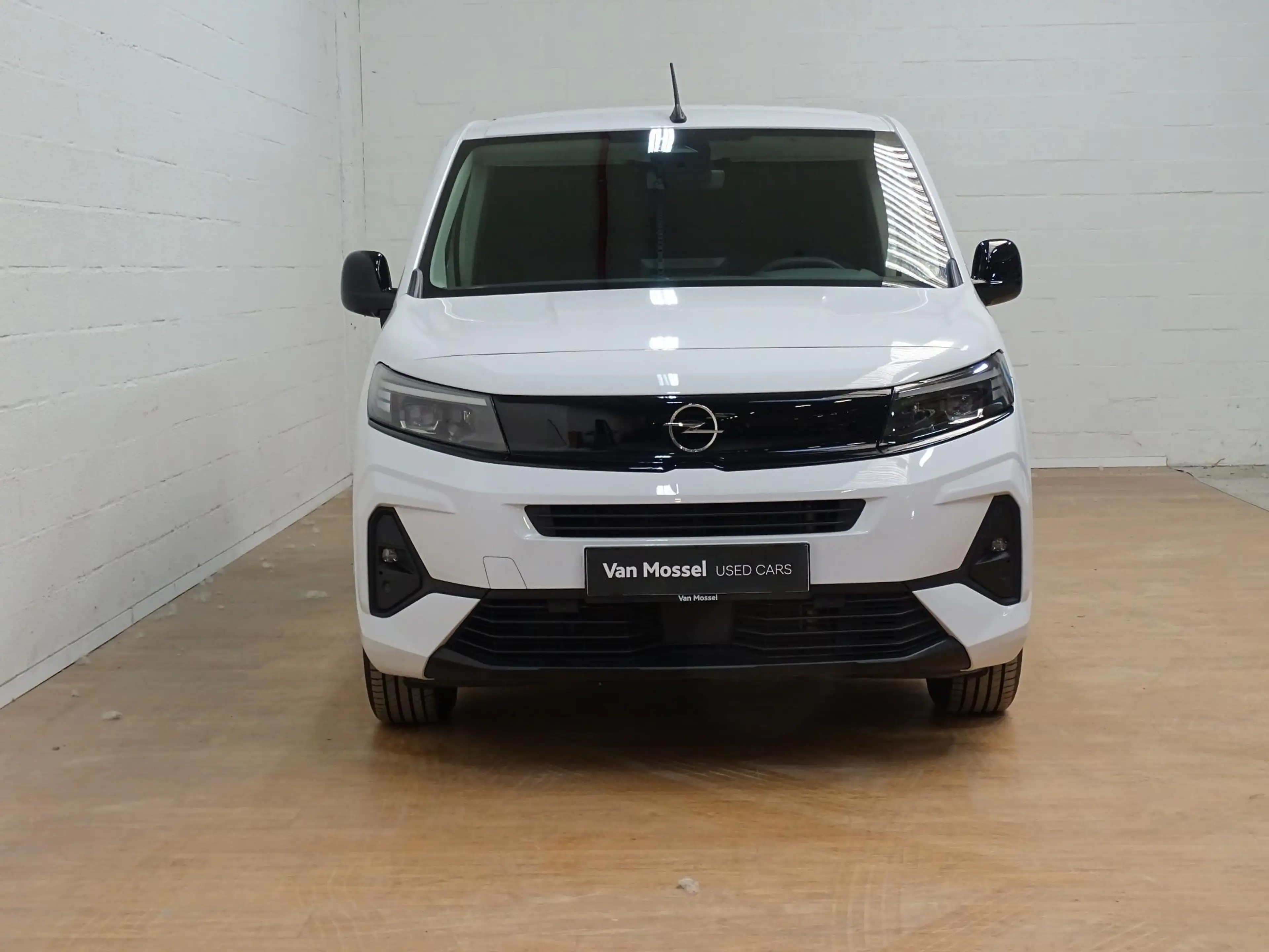 Opel Combo 1.5 Turbo 75kW Light L1H1 — photo 10