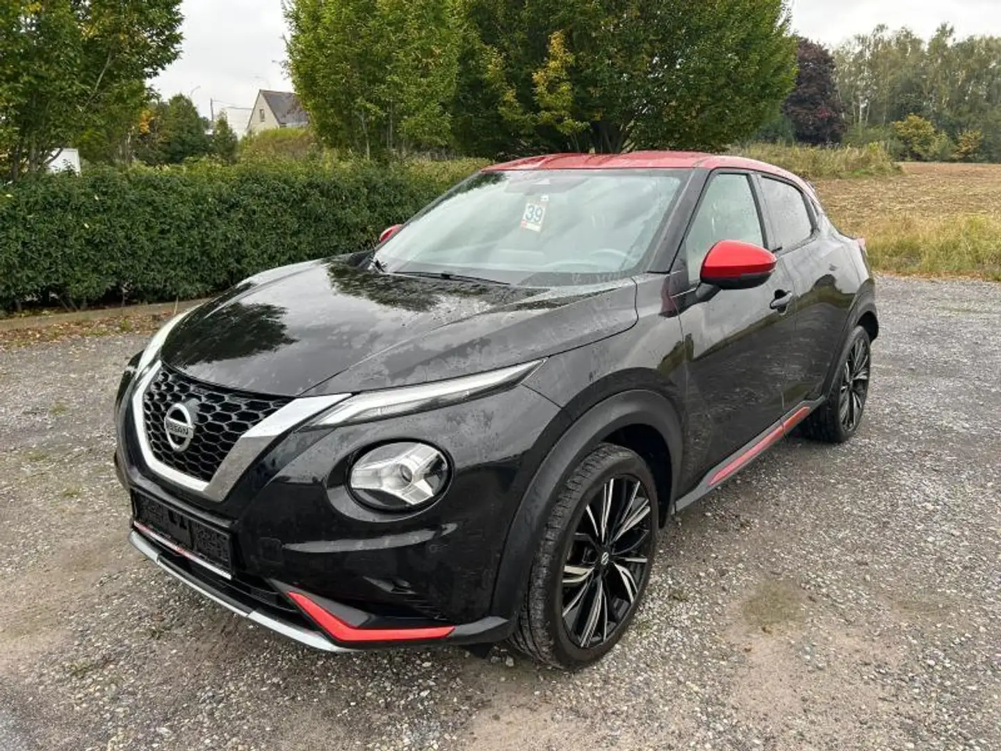 Nissan Juke 1,0L DIG-T 117 M/T N-DESIGN Noir - 1