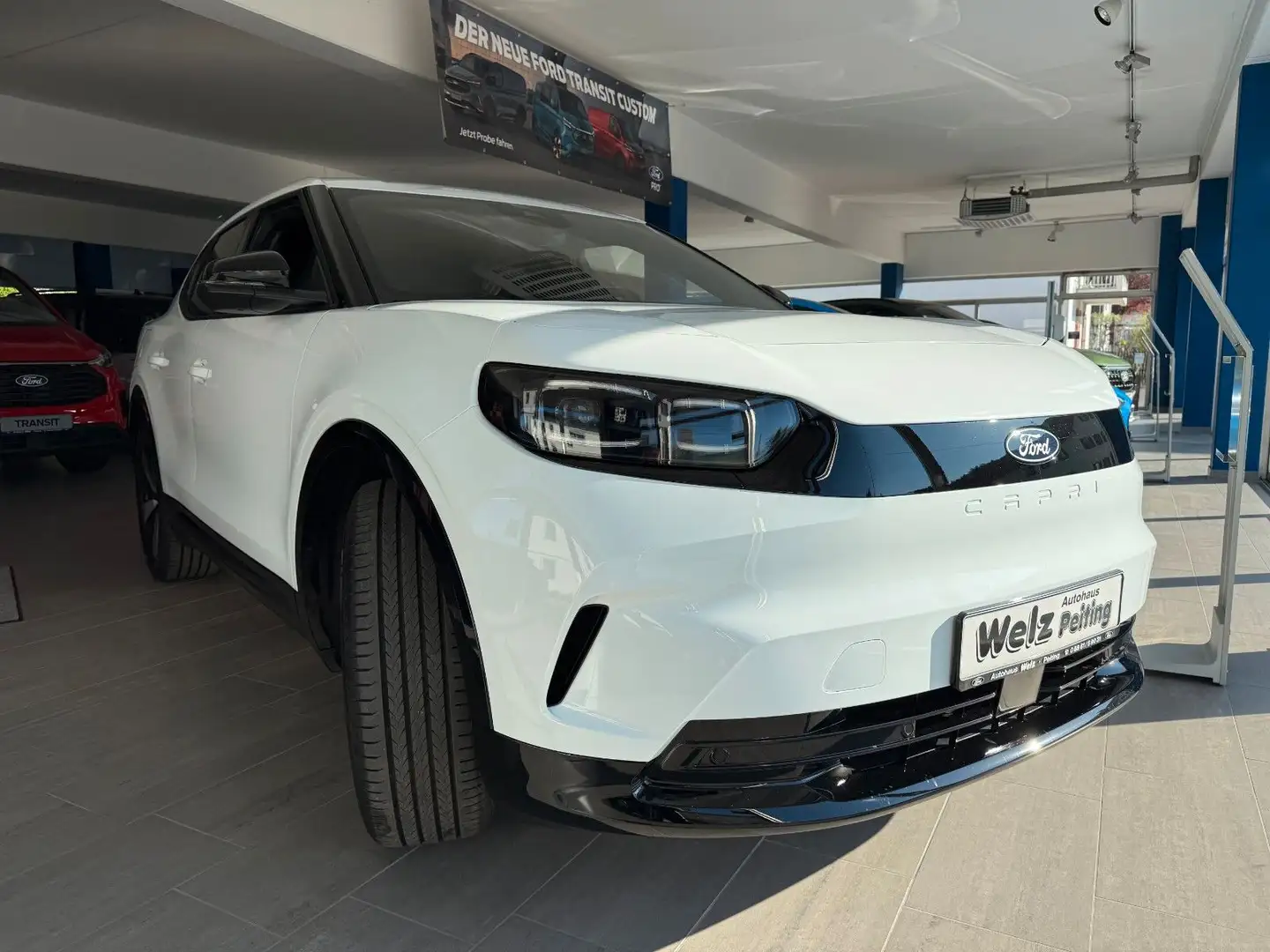 Ford Capri 210kW RWD Білий - 1