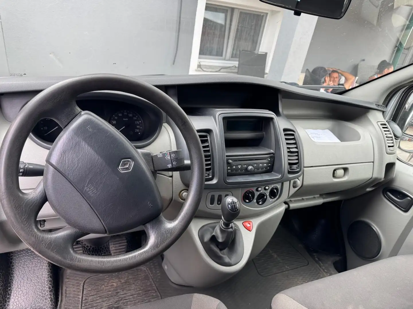 Renault Trafic Pass. Expr. L1H1 2,7t 2,0 dCi Expression - 2