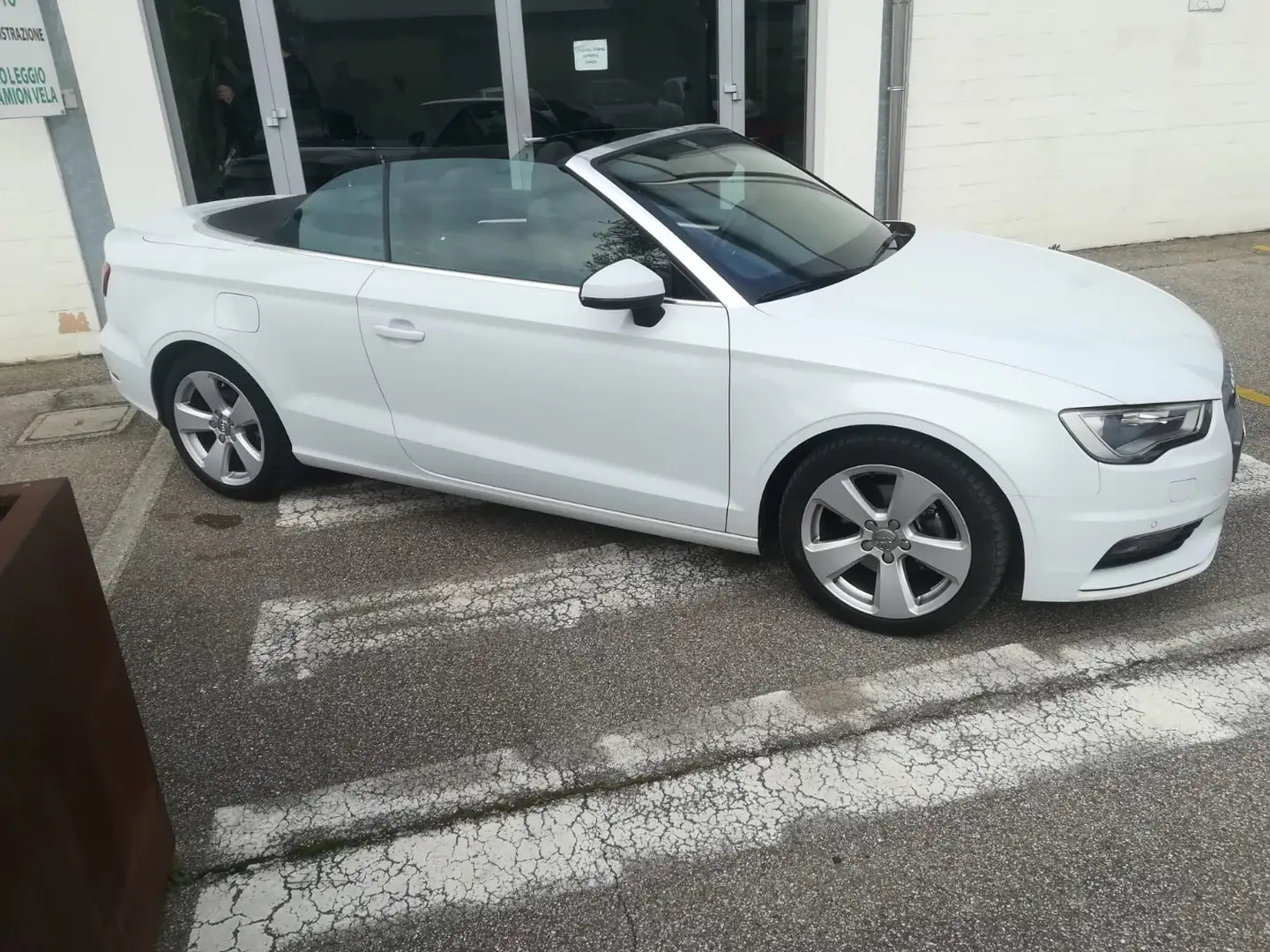 Audi A3 A3 Cabrio 2.0 tdi Ambition 150cv s-tronic Wit - 2
