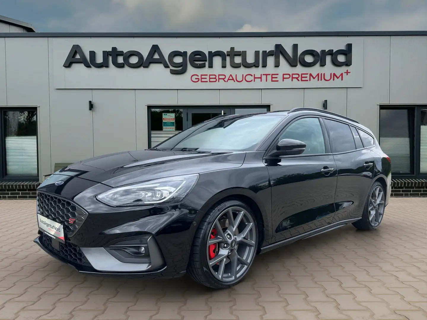 Ford Focus ST 2.0 EcoBlue AHK+ACC+KAMERA+SHZ+LED+ Negro - 1