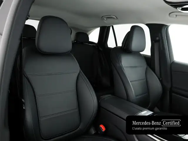 Mercedes-Benz GLC view 12