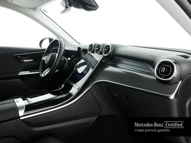 Mercedes-Benz GLC view 10