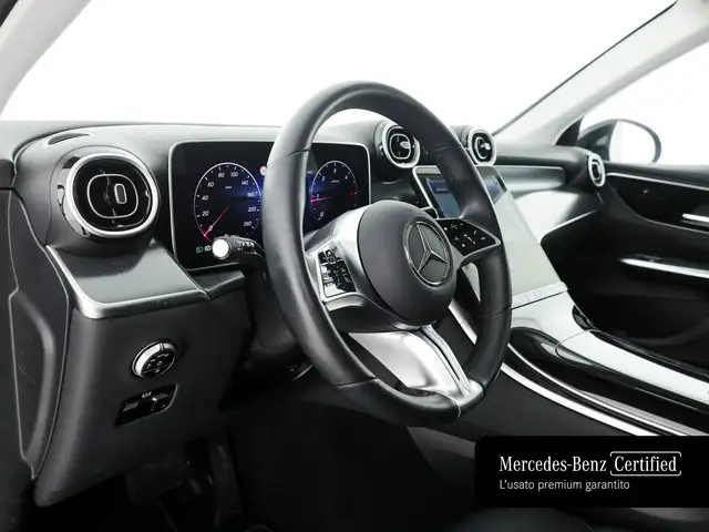 Mercedes-Benz GLC view 11