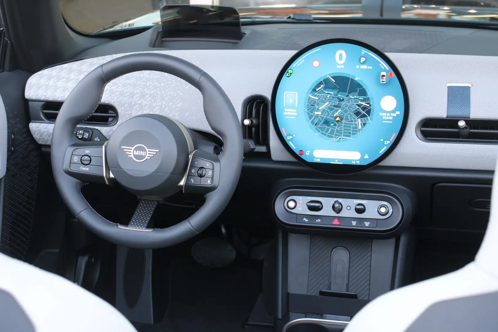 MINI Cooper C Cabrio Mini 2.0 Favoured L Negro - 2