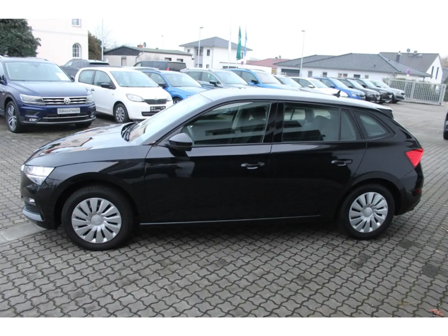 Skoda Scala Ambition 1.0 TSI 81 kW*Anhängerkupplung*Klimaautom Schwarz - 2