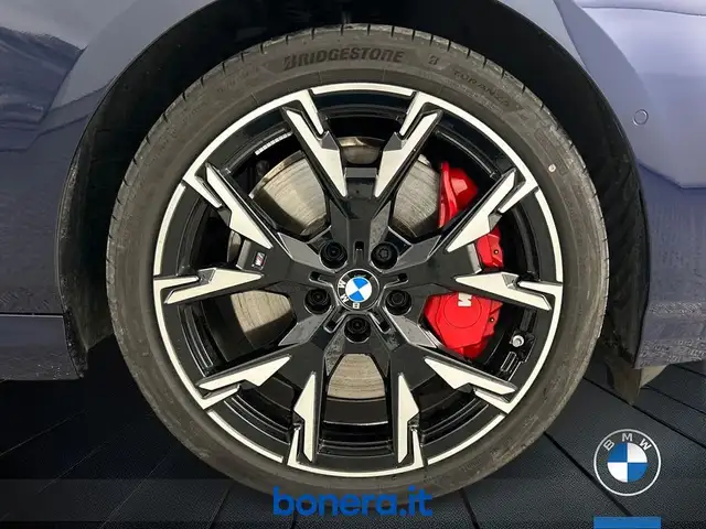 BMW 2 Series view 12