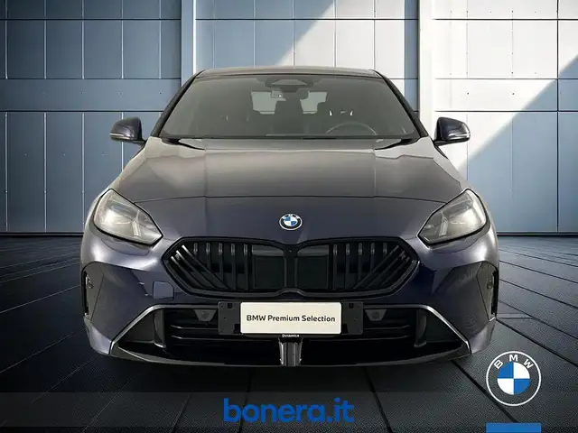 BMW 2 Series view 3