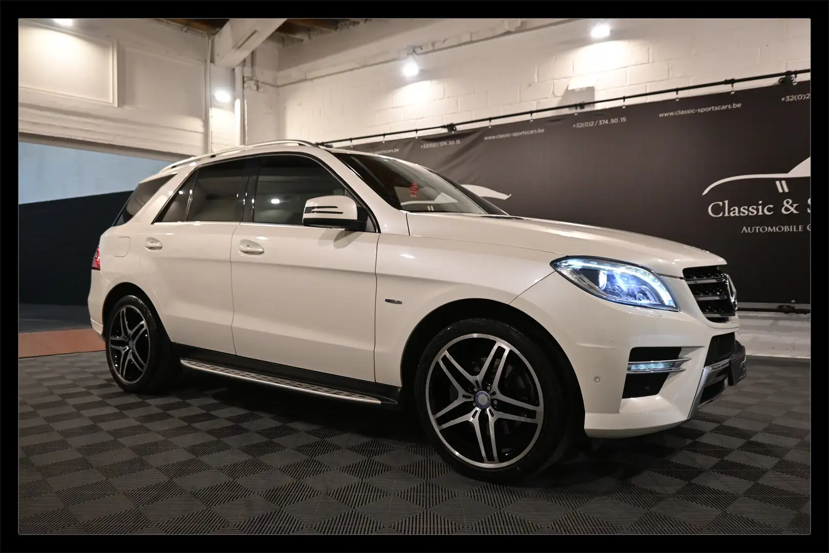 Mercedes-Benz ML 250 BlueTEC PACK AMG / AIRMATIC / XENON / CAMERA !! Blanc - 1