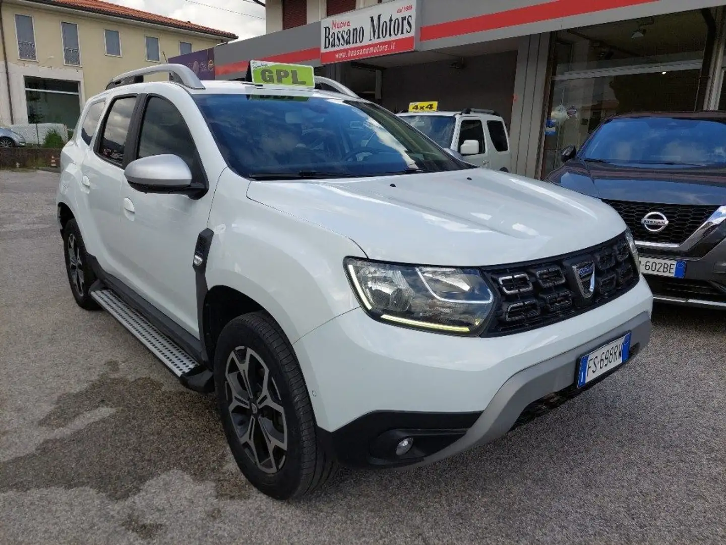 Dacia Duster 1.6 SCe GPL 4x2 Prestige Blanc - 1