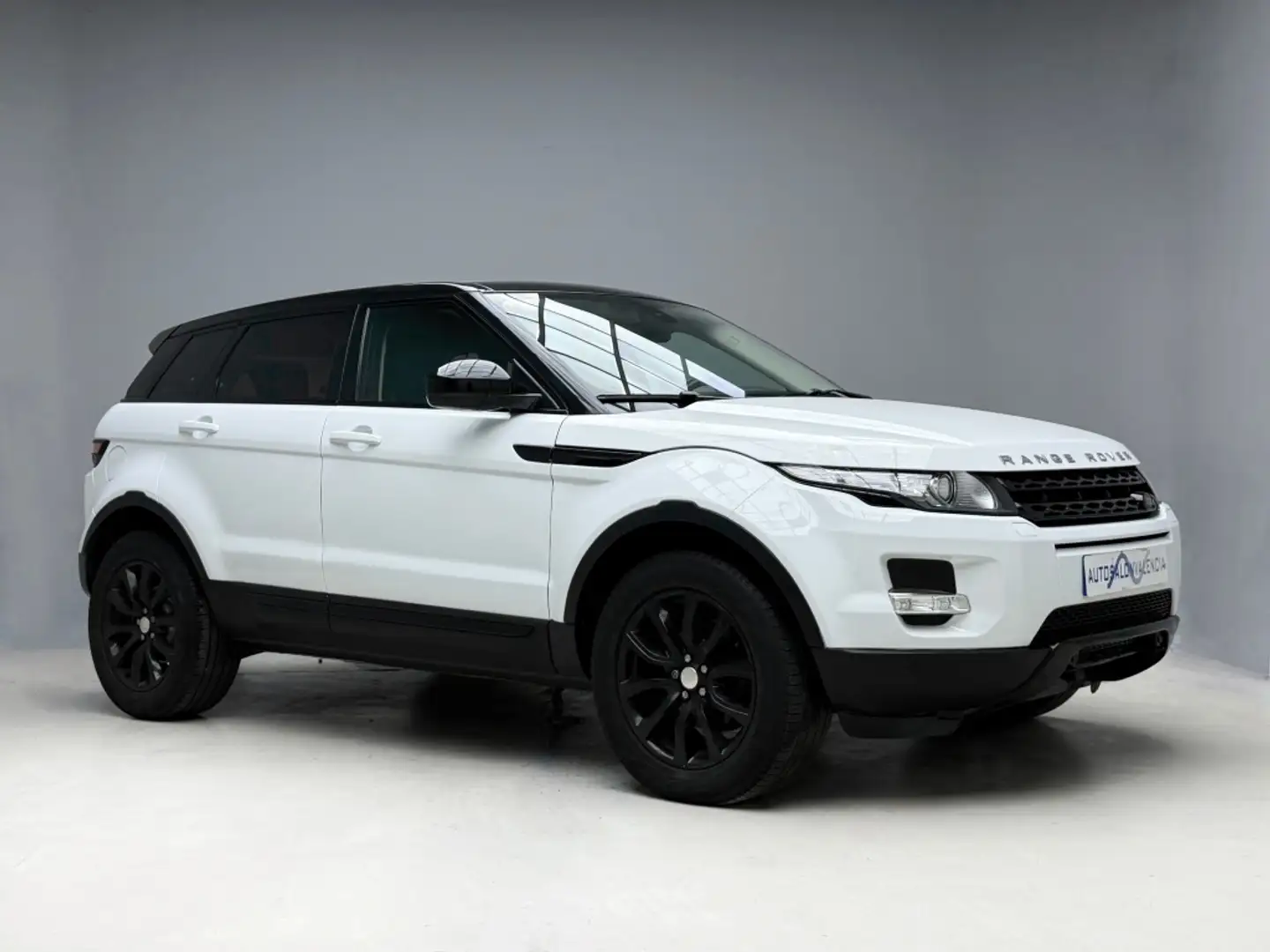 Land Rover Range Rover Evoque 2.2L TD4 Dynamic 4x4 Aut. Weiß - 1