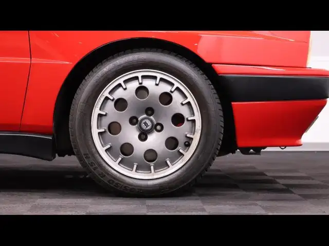 Lancia Delta view 10