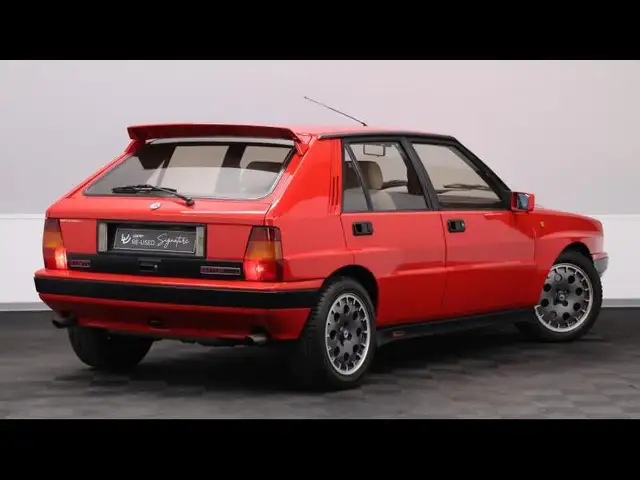 Lancia Delta view 5