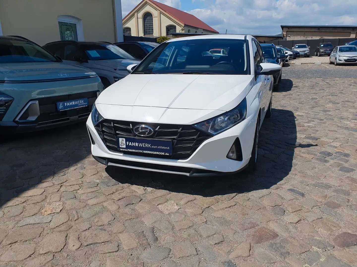 Hyundai i20 1.2 62kW Select, 1.Hd,Garantie, TÜV neu Blanco - 1